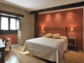 El Peiron Hotel 3*
